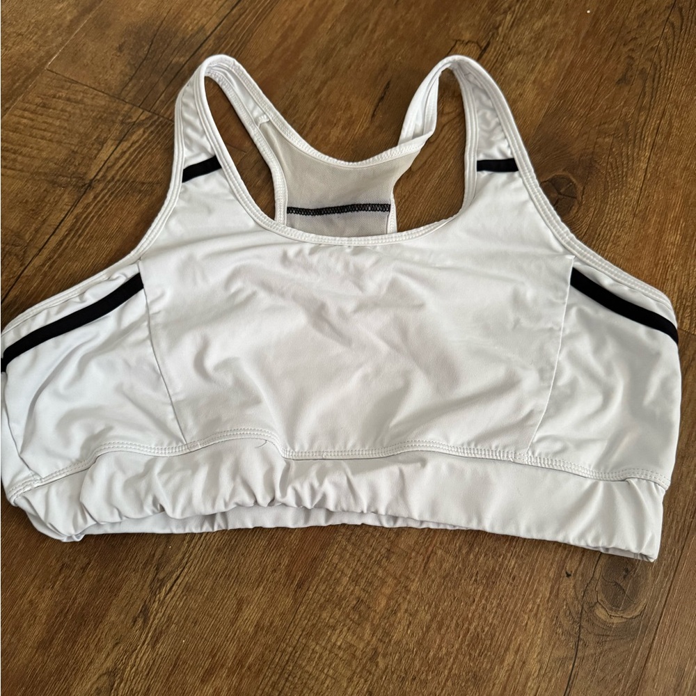 SHEIN Black and White Racerback Sports Bra - Picture 5 of 5